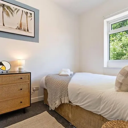 3 Bedroom Away From Cozy And Comfortable *